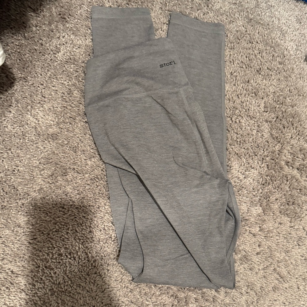 Gray Stori Leggings
